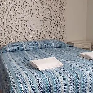 Nautilus - Monolocale Seminterrato Con Finestre , Àrbatax Italia