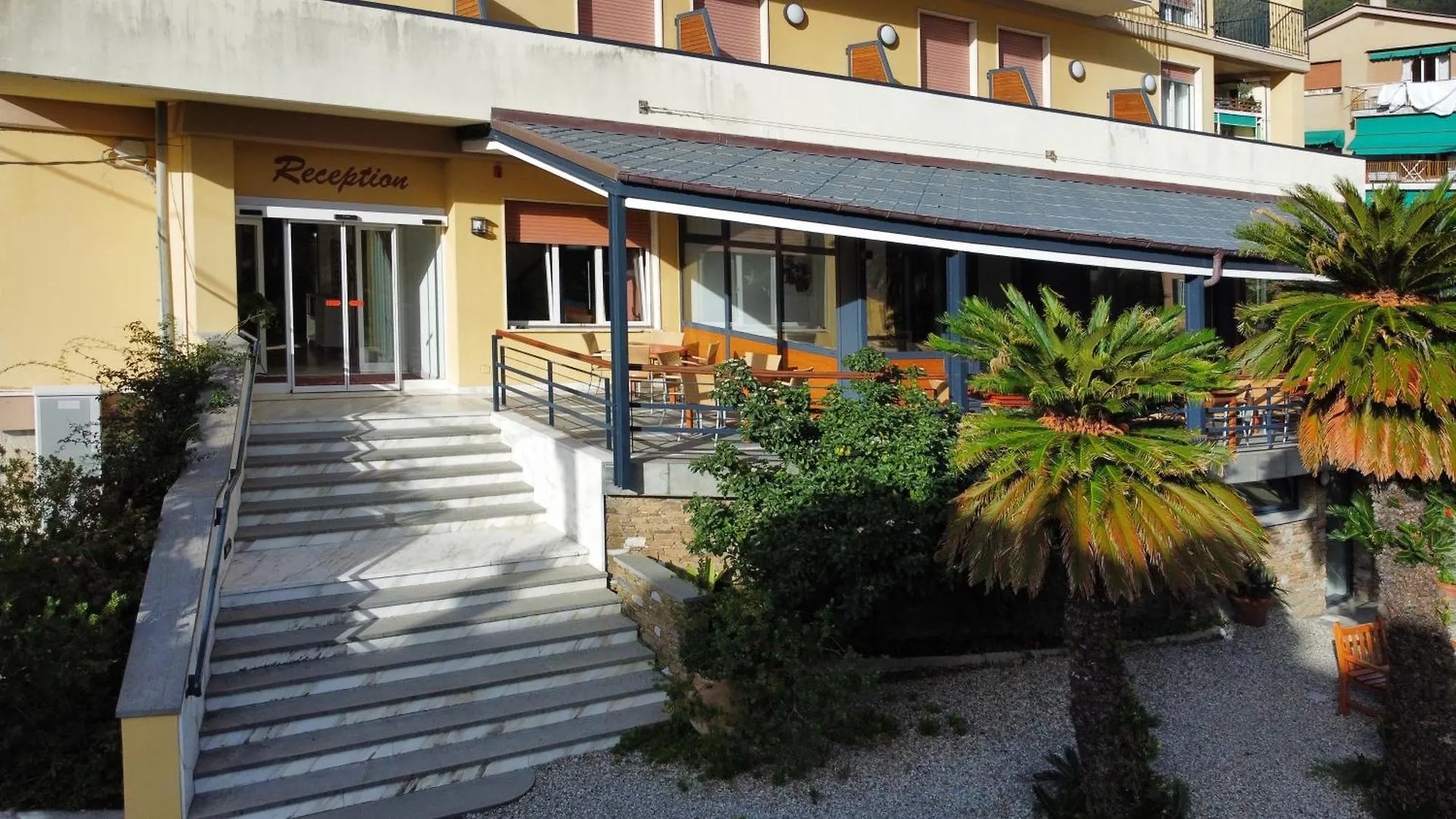 Hotel Villa Adriana Monterosso al Mare 3*,